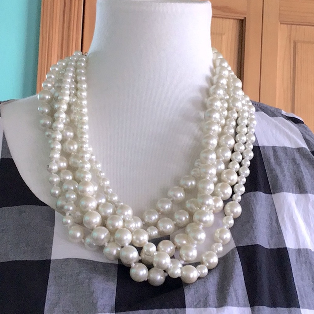 Pearl necklace